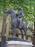 PROMINENT PUBLIC SCULPTURE IN LONDON